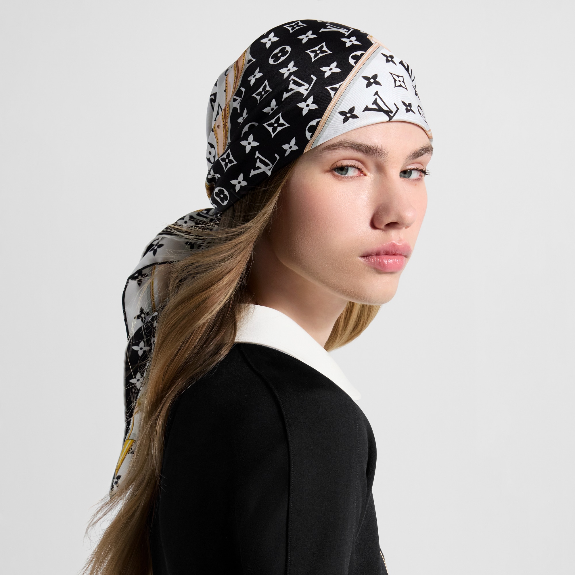 Monogram Confidential square S00 - Women - Accessories | LOUIS